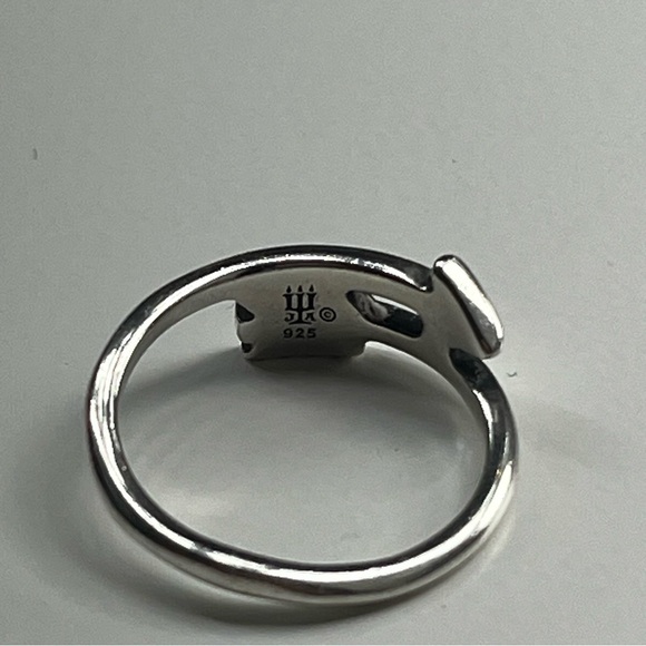 James Avery 925 Sterling Silver Heart And Arrow Size 5.5 Ring - Picture 3 of 6